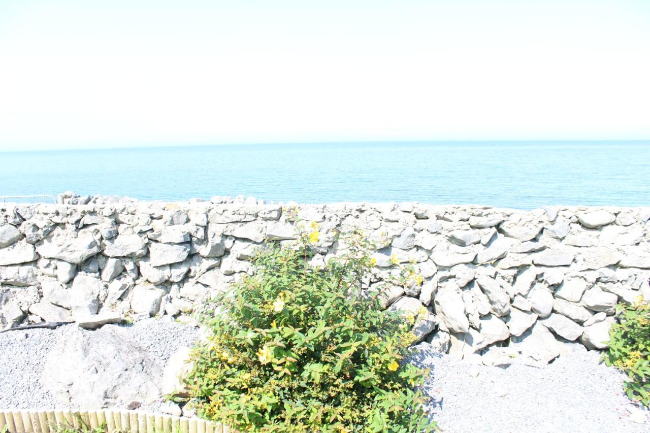 1844 Seascape Cottage Is Located On The Wild Atlantic Way Fanore Exteriér fotografie